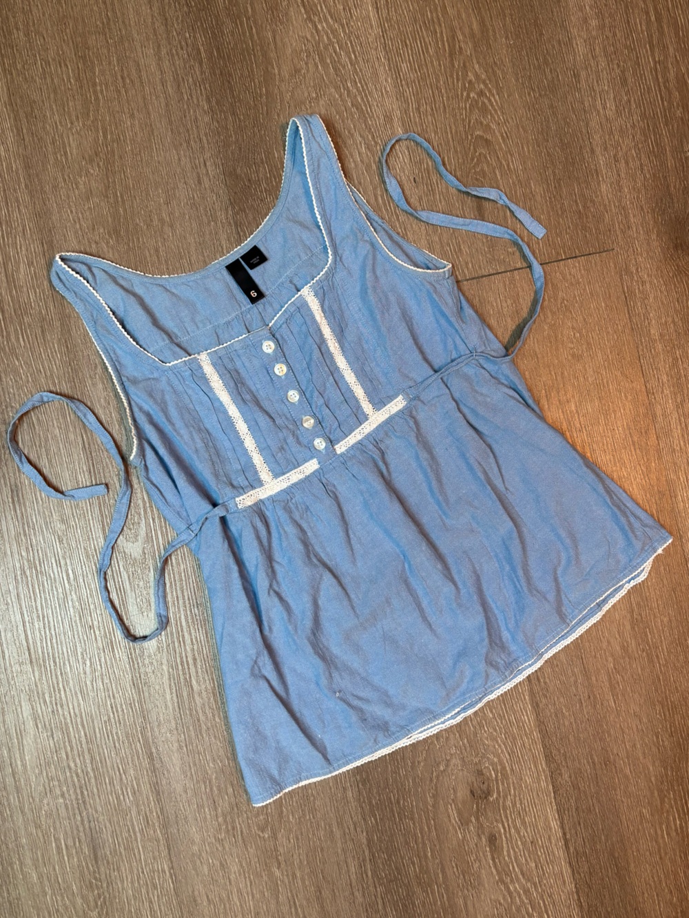 Light Blue Sleeveless Tie-Waist Women’s Top